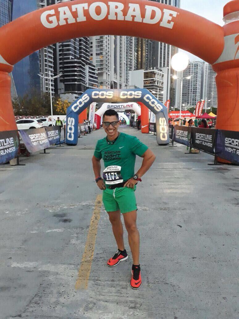 Pedro Dávila participando en una carrera